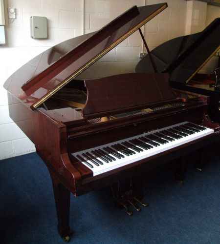 Photo of Kawai  KG2 Grand piano